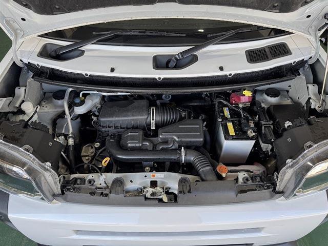 タフト Ｇ　社外ナビ　フルセグＴＶ　Ｂｌｕｅｔｏｏｔｈ　プッシュスタート　電動パーキングホールド　ステアリングスイッチ　ＬＥＤヘッドライト・フォグランプ　スカイフィールトップ（8枚目）