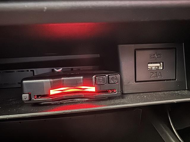 タフト Ｇ　社外ナビ　フルセグＴＶ　Ｂｌｕｅｔｏｏｔｈ　プッシュスタート　電動パーキングホールド　ステアリングスイッチ　ＬＥＤヘッドライト・フォグランプ　スカイフィールトップ（26枚目）