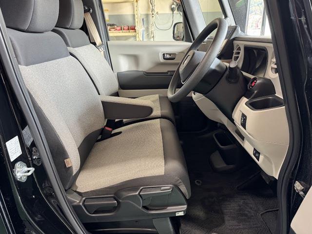 Ｎ－ＢＯＸ ベースグレード　左側パワースライドドア　社外ナビ　フルセグＴＶ　Ｂｌｕｅｔｏｏｔｈ　アダプティブクルーズコントロール　ＬＥＤヘッドライト　レーンアシスト　クリアランスソナー　オートマチックハイビーム（14枚目）