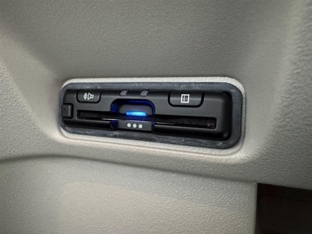 Ｎ－ＢＯＸ ベースグレード　左側パワースライドドア　社外ナビ　フルセグＴＶ　Ｂｌｕｅｔｏｏｔｈ　アダプティブクルーズコントロール　ＬＥＤヘッドライト　レーンアシスト　クリアランスソナー　オートマチックハイビーム（18枚目）