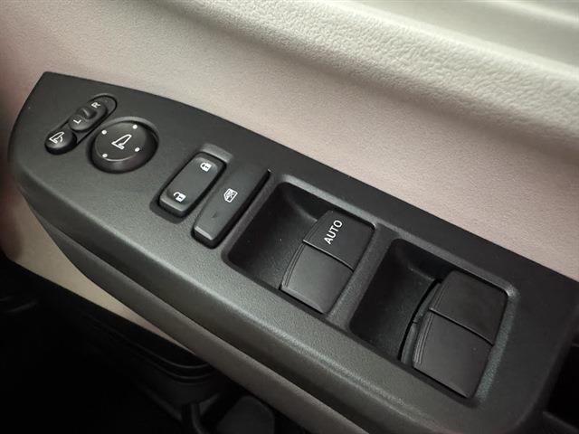 Ｎ－ＢＯＸ ベースグレード　左側パワースライドドア　社外ナビ　フルセグＴＶ　Ｂｌｕｅｔｏｏｔｈ　アダプティブクルーズコントロール　ＬＥＤヘッドライト　レーンアシスト　クリアランスソナー　オートマチックハイビーム（20枚目）