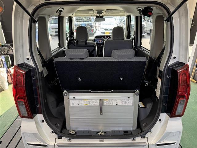 タント 　フレンドシップスローパーＬ　福祉車両　両側スライドドア　純正ナビ　バックモニタ　キーレス　Ｂｌｕｅｔｏｏｔｈ　ＬＥＤヘッドランプ　ミュージックプレイヤー　ＤＶＤ　アイドリングストップ　レーンアシスト（2枚目）