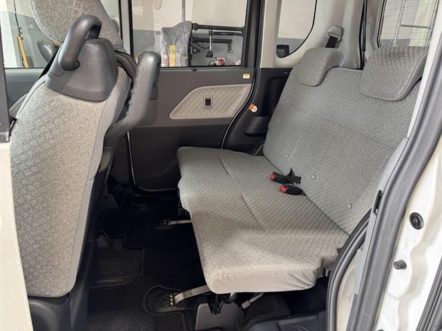 タント 　フレンドシップスローパーＬ　福祉車両　両側スライドドア　純正ナビ　バックモニタ　キーレス　Ｂｌｕｅｔｏｏｔｈ　ＬＥＤヘッドランプ　ミュージックプレイヤー　ＤＶＤ　アイドリングストップ　レーンアシスト（6枚目）