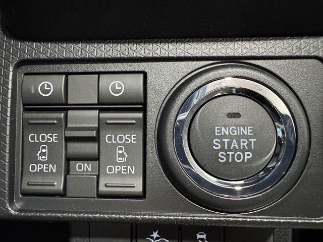 タント カスタムＸリミテッド　両側パワースライドドア　純正ディスプレイオーディオ　パノラミックビューモニター　アダプティブクルーズコントロール　シートヒーター　ＬＥＤヘッドライト・フォグランプ（13枚目）