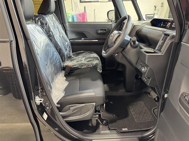 タント カスタムＸリミテッド　両側パワースライドドア　純正ディスプレイオーディオ　パノラミックビューモニター　アダプティブクルーズコントロール　シートヒーター　ＬＥＤヘッドライト・フォグランプ（15枚目）