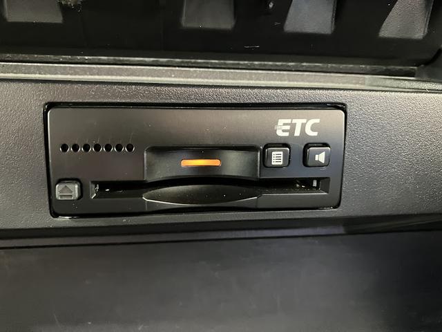 ソリオ ハイブリッドＭＺ　両側パワースライドドア　順正ナビ　フルセグＴＶ　　全方位モニター　ステアリングリモコン　ＥＴＣ車載器　デュアルブレーキサポート　プッシュスタート　ドライブレコーダー　社外アルミ（24枚目）
