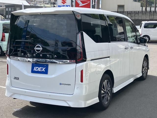 セレナ e-パワー ハイウェイスターV 両側パワースライドドア 12.3インチディスプレイオーディオ 全方位モニター プロパイロット インテリジェントルームミラー プッシュスタート ETC2.0車載器(5枚目)
