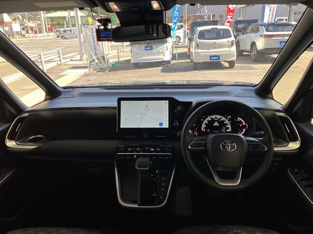 ヴォクシー Ｓ－Ｚ　モデリスタエアロ　両側パワースライドドア　ディスプレイオーディオ　バックモニター　フルセグＴＶ　前後ドライブレコーダー　アダプティブクルーズコントロール　電動パーキングホールド（9枚目）