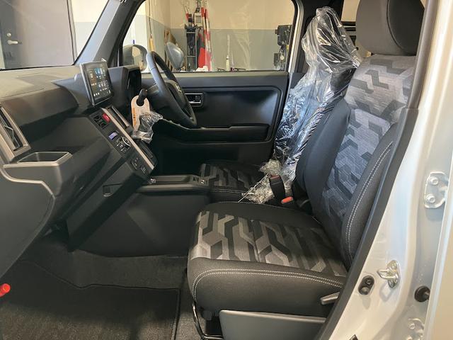 タフト G クロムベンチャー スマートパノラマパック付きディスプレイオーディオ アイドリングストップ フルセグTV LEDヘッドライト・フォグランプ スカイフィールトップ(11枚目)