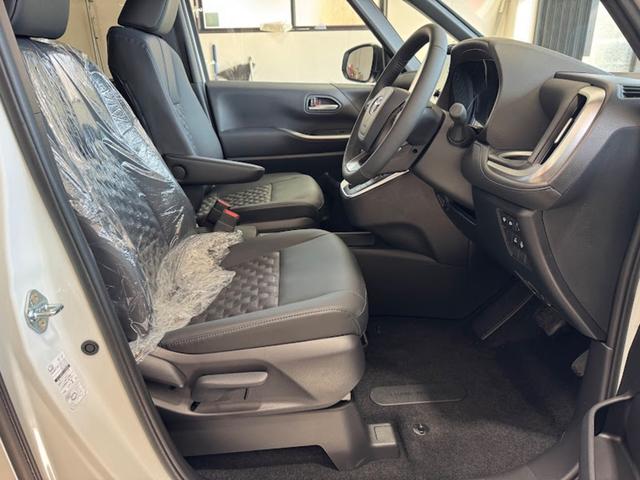 ヴォクシー ハイブリッドS-Z 新型モデル 10.5インチディスプレイオーディオ 両側パワースライドドア ユニバーサルステップ 快適利便PKG トヨタチームメイトアドバンストパッケージ(11枚目)