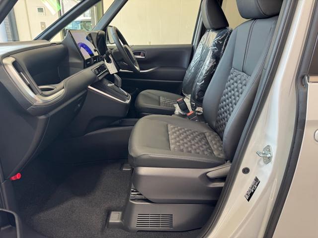 ヴォクシー ハイブリッドS-Z 新型モデル 10.5インチディスプレイオーディオ 両側パワースライドドア ユニバーサルステップ 快適利便PKG トヨタチームメイトアドバンストパッケージ(12枚目)