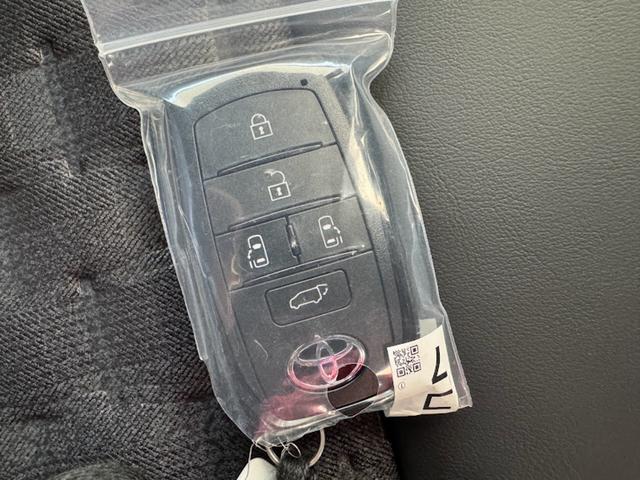 ヴォクシー ハイブリッドS-Z 新型モデル 10.5インチディスプレイオーディオ 両側パワースライドドア ユニバーサルステップ 快適利便PKG トヨタチームメイトアドバンストパッケージ(26枚目)