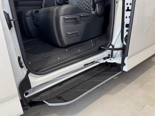 ヴォクシー ハイブリッドS-Z 新型モデル 10.5インチディスプレイオーディオ 両側パワースライドドア ユニバーサルステップ 快適利便PKG トヨタチームメイトアドバンストパッケージ(32枚目)