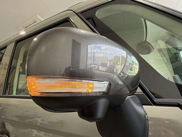 スペーシアギア ハイブリッドＸＺ　全方位モニター付きディスプレイオーディオ／両側パワースライドドア　アダプティブクルーズコントロール／ヘッドアップディスプレイ／スズキセーフティサポート／オットマン（28枚目）