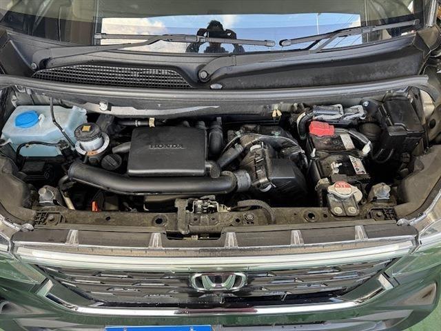 Ｎ－ＢＯＸカスタム ベースグレード　左側パワースライドドア　純正ナビ　フルセグＴＶ　Ｂｌｕｅｔｏｏｔｈ　アダプティブクルーズコントロール　ＬＥＤヘッドライト・シーケンシャルターンランプ（8枚目）