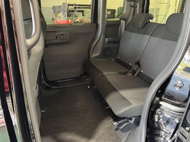 Ｎ－ＢＯＸカスタム ベースグレード　左側パワースライドドア　純正ナビ　フルセグＴＶ　Ｂｌｕｅｔｏｏｔｈ　アダプティブクルーズコントロール　ＬＥＤヘッドライト・シーケンシャルターンランプ（14枚目）