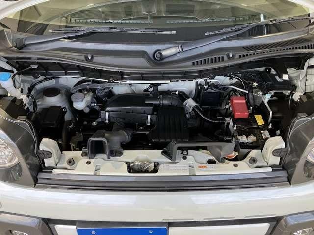 スペーシアギア ハイブリッドＸＺ　両側パワースライドドア／社外ディスプレイオーディオ／バックモニター／アイドリングストップ／ＬＥＤヘッドライト・フォグランプ／シートヒーター／クリアランスソナー／レーンアシスト（9枚目）