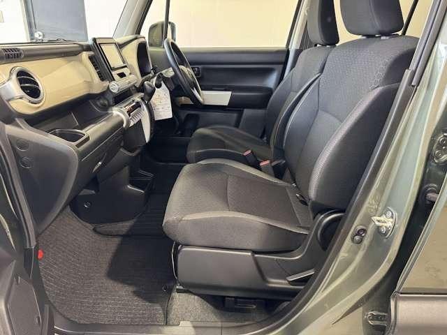 クロスビー ハイブリッドＭＸ　社外ナビ／Ｂｌｕｅｔｏｏｔｈ／バックモニター／シートヒーター／スマートキー／プッシュスタート／クリアランスソナー／アイドリングストップ／アルミホイール／ＣＤ再生（12枚目）