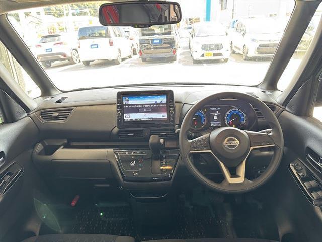 ルークス ハイウェイスター　Ｘ　左側パワースライドドア　純正９インチナビ　アラウンドビューモニター　エマージェンシーブレーキ　ＬＥＤヘッドライト・フォグランプ（10枚目）