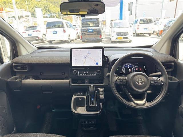 シエンタ ハイブリッドＺ　両側パワースライドドア　純正１０．５インチディスプレイオーディオ　バックモニター　ドライブレコーダー　シートヒーター　７人乗り（10枚目）