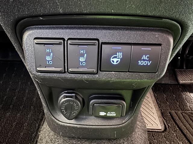 シエンタ ハイブリッドＺ　両側パワースライドドア　純正１０．５インチディスプレイオーディオ　バックモニター　ドライブレコーダー　シートヒーター　７人乗り（29枚目）