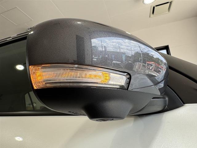 スイフト ハイブリッドＭＺ　全宝モニター付きディスプレイオーディオ　フルセグＴＶ　Ｂｌｕｅｔｏｏｔｈ　スズキセーフティサポート　アダプティブクルーズコントロール　ＬＥＤヘッドライト・フォグランプ（30枚目）