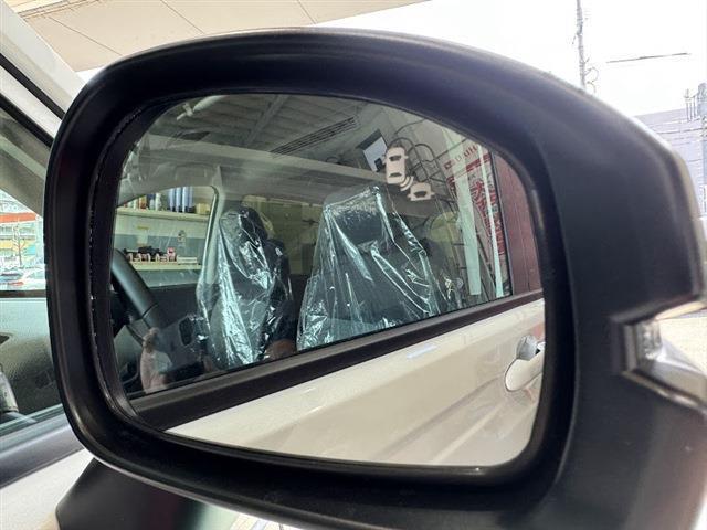 フリード ｅ：ＨＥＶエアー　ＥＸ　両側パワースライドドア　ホンダセンシング　純正ディスプレイオーディオ　フルセグＴＶ　Ｂｌｕｅｔｏｏｔｈ　ＥＴＣ車載器　アダプティブクルーズコントロール　クリアランスソナー（30枚目）