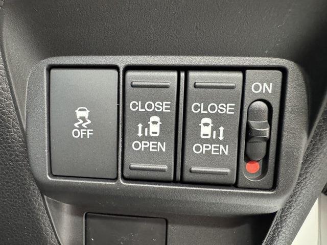 フリード ｅ：ＨＥＶエアー　ＥＸ　届出済未使用車　両側パワースライドドア　ホンダセンシング　純正ディスプレイオーディオ　全方位モニター　フルセグＴＶ　Ｂｌｕｅｔｏｏｔｈ　アダプティブクルーズコントロール（21枚目）