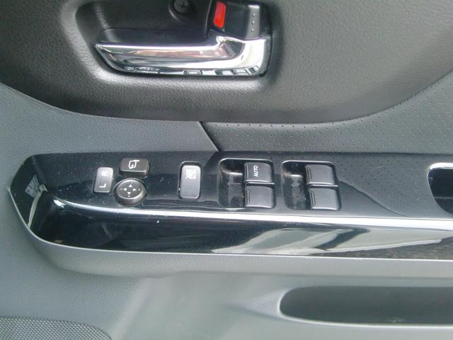 スペーシアカスタム ＸＳリミテッド　ワンオーナー　社外ナビ　ワンセグ　レーダーブレーキサポート　両側パワースライドドア　シートヒーター　オートライト　　オートエアコン　ＨＩＤ　フォグ　ＥＴＣ　ステアリングスイッチ　ハーフレザー（37枚目）