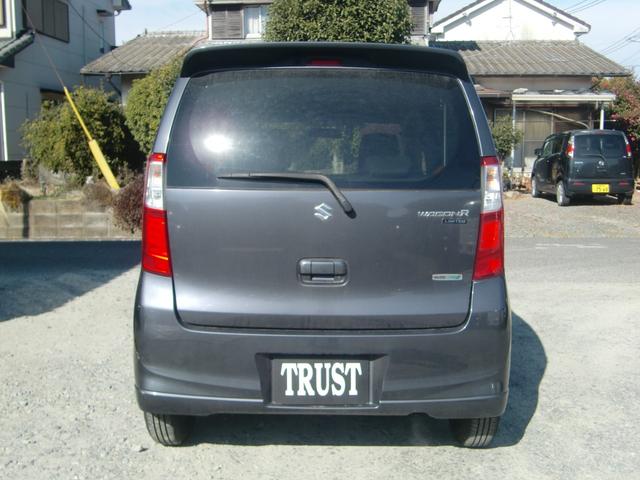 ワゴンＲ ＦＸリミテッド　社外ナビ　フルセグ　Ｂｌｕｅｔｏｏｔｈオーディオ　プッシュスタート　キーレス　オートエアコン　アイドリングストップ（9枚目）