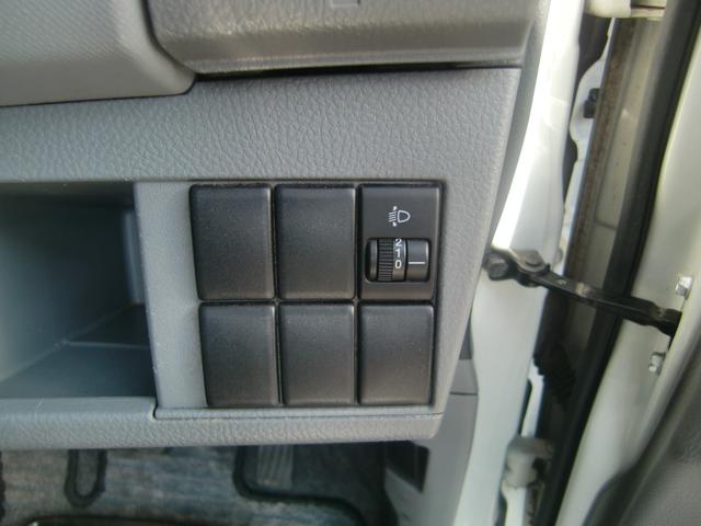 ワゴンR FXリミテッド 純正オーディオ プッシュスタート キーレス 純正アルミホイール(30枚目)