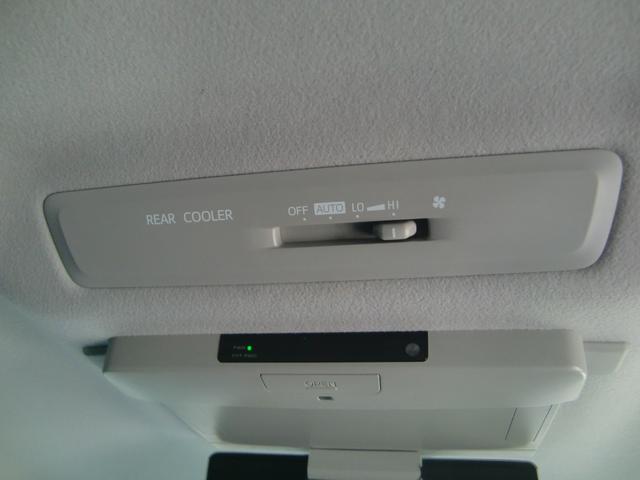 ヴォクシー ＺＳ　煌　純正９インチナビ　フルセグ　後席１１インチフィリップダウンモニター　Ｂｌｕｅｔｏｏｔｈオーディオ　両側パワースライドドア　ＬＥＤヘッドライト　ＥＴＣ　プッシュスタート　スマートキー　オートエアコン（41枚目）