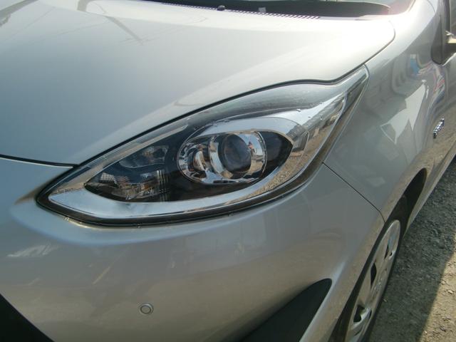 アクア Ｓ　純正ナビ　フルセグ　Ｂｌｕｅｔｏｏｔｈオーディオ　バックカメラ　ＥＴＣ　３６０度ドライブレコーダー　オートエアコン　ＨＩＤ　オートライト　オートハイビーム　衝突軽減　はみ出し防止　クリアランスソナー（16枚目）