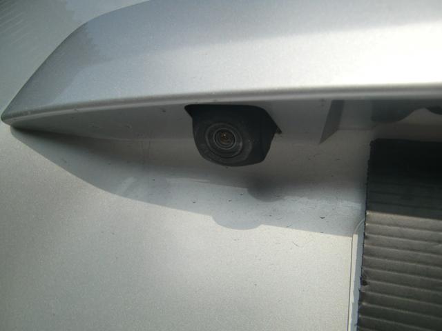 アクア Ｓ　純正ナビ　フルセグ　Ｂｌｕｅｔｏｏｔｈオーディオ　バックカメラ　ＥＴＣ　３６０度ドライブレコーダー　オートエアコン　ＨＩＤ　オートライト　オートハイビーム　衝突軽減　はみ出し防止　クリアランスソナー（20枚目）