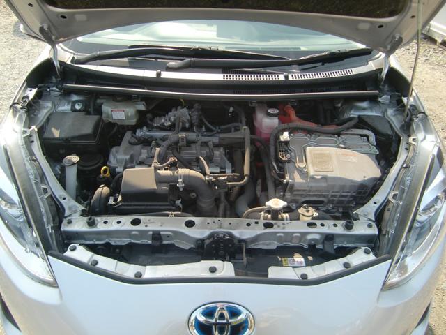 アクア Ｓ　純正ナビ　フルセグ　Ｂｌｕｅｔｏｏｔｈオーディオ　バックカメラ　ＥＴＣ　３６０度ドライブレコーダー　オートエアコン　ＨＩＤ　オートライト　オートハイビーム　衝突軽減　はみ出し防止　クリアランスソナー（25枚目）