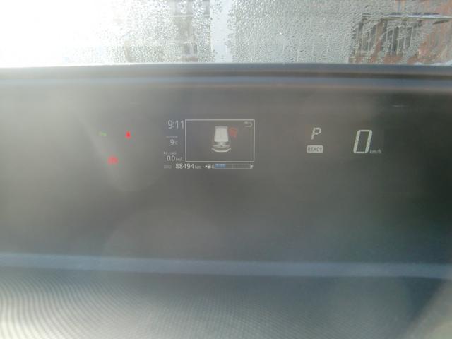 アクア Ｓ　純正ナビ　フルセグ　Ｂｌｕｅｔｏｏｔｈオーディオ　バックカメラ　ＥＴＣ　３６０度ドライブレコーダー　オートエアコン　ＨＩＤ　オートライト　オートハイビーム　衝突軽減　はみ出し防止　クリアランスソナー（28枚目）