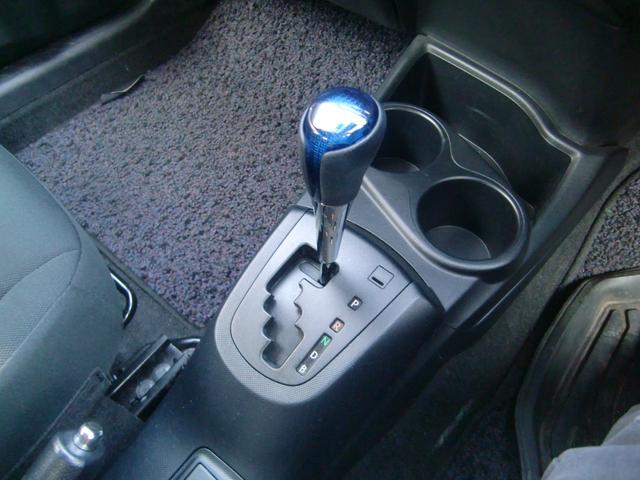 アクア Ｓ　純正ナビ　フルセグ　Ｂｌｕｅｔｏｏｔｈオーディオ　バックカメラ　ＥＴＣ　３６０度ドライブレコーダー　オートエアコン　ＨＩＤ　オートライト　オートハイビーム　衝突軽減　はみ出し防止　クリアランスソナー（32枚目）