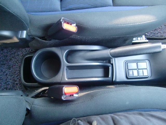 アクア Ｓ　純正ナビ　フルセグ　Ｂｌｕｅｔｏｏｔｈオーディオ　バックカメラ　ＥＴＣ　３６０度ドライブレコーダー　オートエアコン　ＨＩＤ　オートライト　オートハイビーム　衝突軽減　はみ出し防止　クリアランスソナー（33枚目）