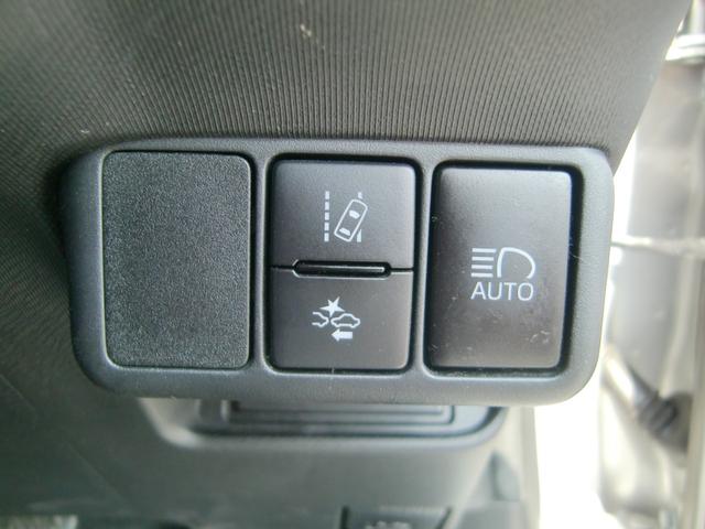 アクア Ｓ　純正ナビ　フルセグ　Ｂｌｕｅｔｏｏｔｈオーディオ　バックカメラ　ＥＴＣ　３６０度ドライブレコーダー　オートエアコン　ＨＩＤ　オートライト　オートハイビーム　衝突軽減　はみ出し防止　クリアランスソナー（35枚目）