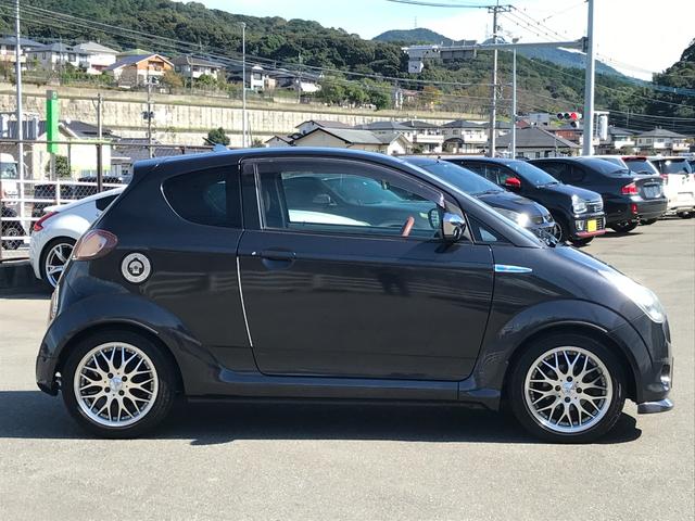 Ｒ１ Ｓ　スーパーチャージャー・レザー＆アルカンターラ・テイン車高調・ＦＧＫマフラー・社外アルミ・社外ナビ・Ｆスポイラー（3枚目）