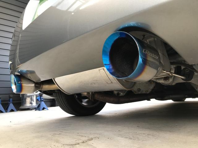 フェアレディＺ ベースグレード　トラストマフラー・キセノンライト・純正アルミ・純正ナビ・Ｂカメラ・ＥＴＣ（13枚目）