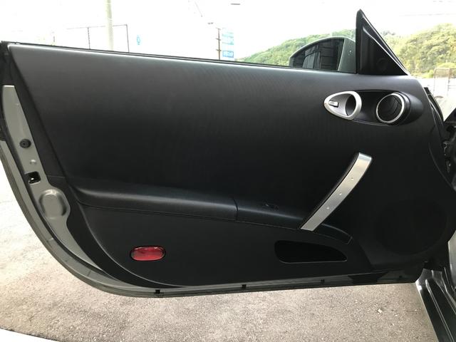 フェアレディＺ ベースグレード　トラストマフラー・キセノンライト・純正アルミ・純正ナビ・Ｂカメラ・ＥＴＣ（41枚目）