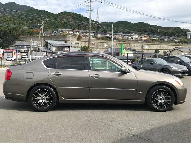 この度は当社の車両にアクセスいただき誠にありがとうございます。お客様の車選びを全力でサポート致します。お気軽にお問い合わせください。無料電話００７８−６０４１−８５１３