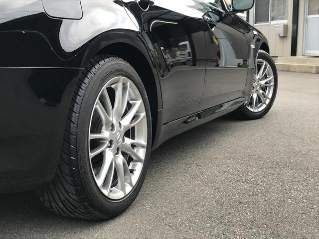 スカイライン ２５０ＧＴ　タイプＳ　後期型・７速パドル・ニスモマフラー・フロントスポイラー・ＨＤＤナビＴＶ・Ｂカメラ・キセノン・インテリキー（14枚目）