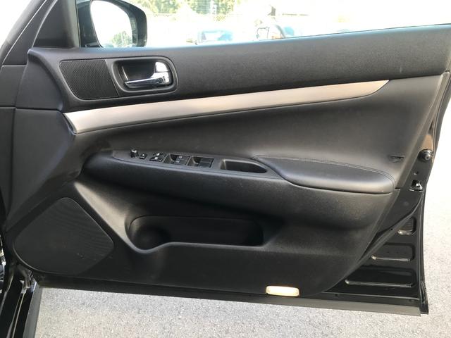 スカイライン ２５０ＧＴ　タイプＳ　後期型・７速パドル・ニスモマフラー・フロントスポイラー・ＨＤＤナビＴＶ・Ｂカメラ・キセノン・インテリキー（50枚目）