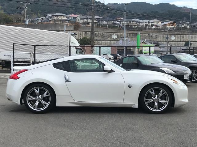 フェアレディZ バージョンST 純正ナビTV・ハーフレザーシート・BOSEサウンド・純正19アルミ・大型キャリパー・7速パドルシフト(3枚目)