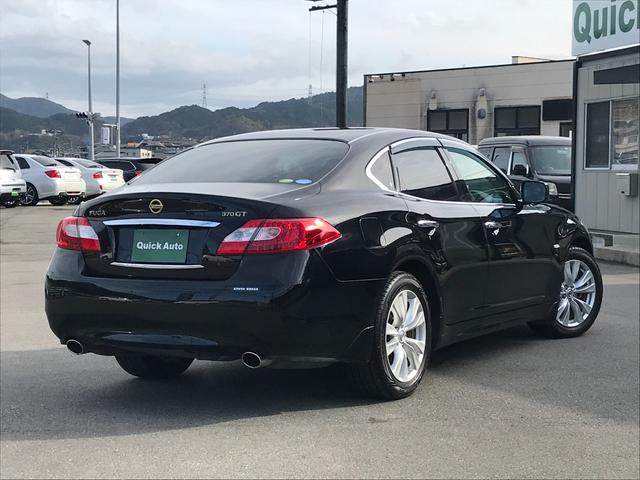 フーガ 250GT Aパッケージ ワンオーナー・純正HDDナビTV・純正18アルミ・クルーズ・キセノン・インテリキー・電動ハーフレザーシート(2枚目)