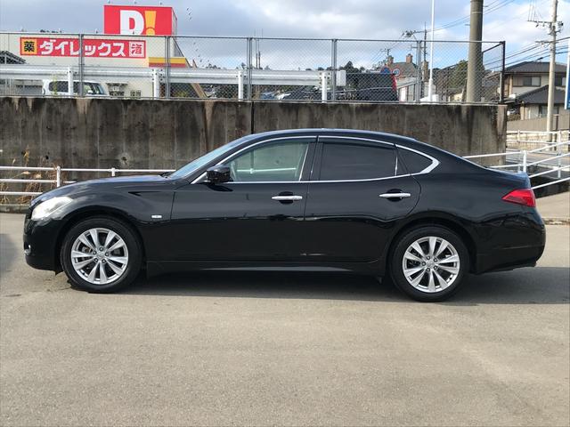 フーガ 250GT Aパッケージ ワンオーナー・純正HDDナビTV・純正18アルミ・クルーズ・キセノン・インテリキー・電動ハーフレザーシート(4枚目)