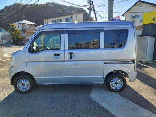 日産 ＮＶ１００クリッパーバン