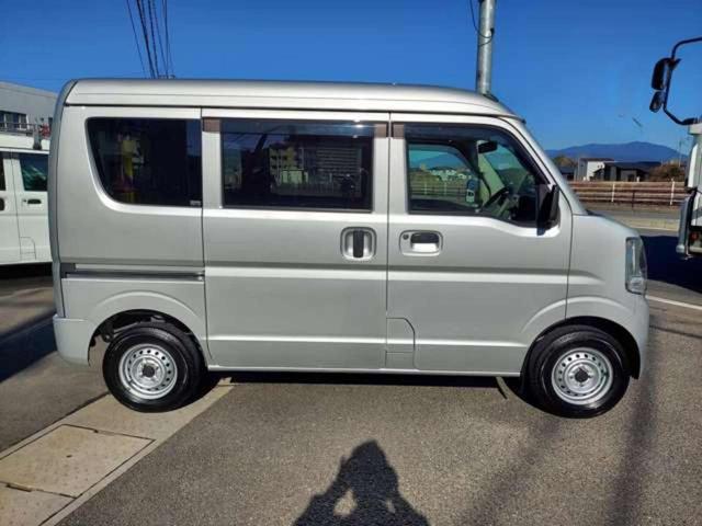 日産 ＮＶ１００クリッパーバン